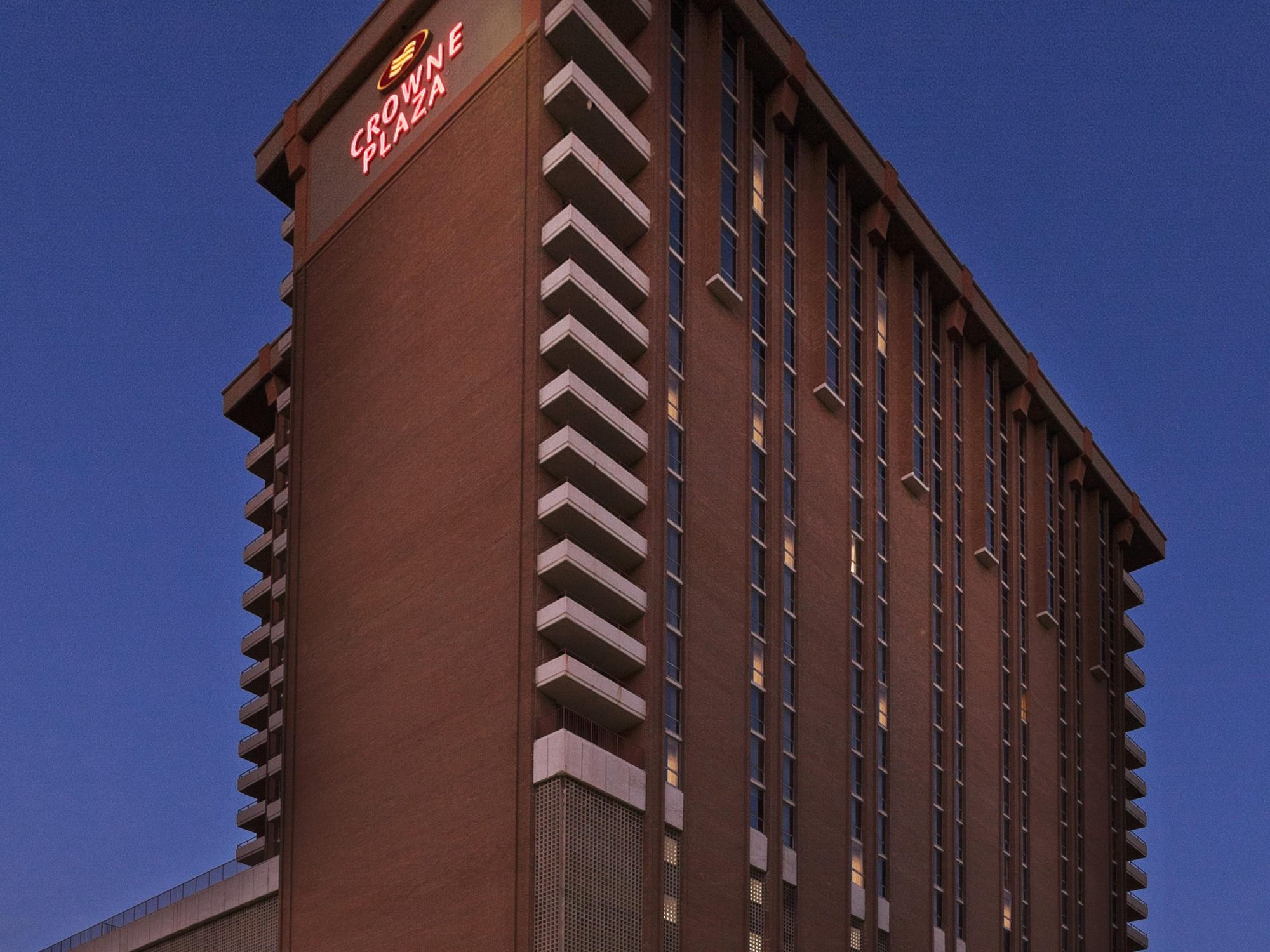 Crowne Plaza Dallas – Downtown Dallas Inc